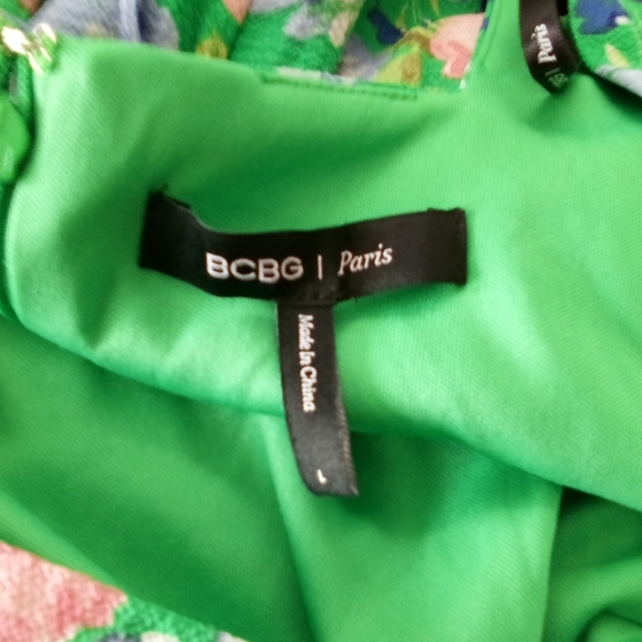 BCBG Dress ( Box CQ ) - Picture 3 of 3